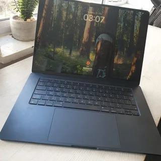 REFURBISHED MacBook Air (15-inch, M2, 2023)