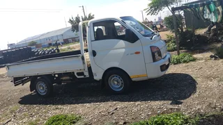 Removal and delivery trucks for hire