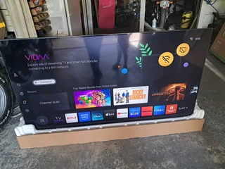Hisense 75&#34; Smart tv