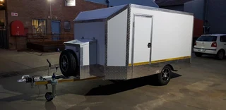 Enclosed Bike Trailers on Sale !!!