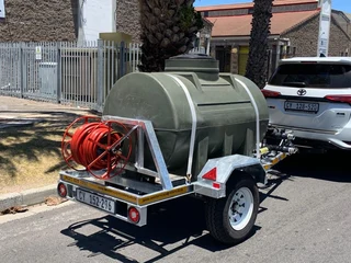 1000lt Water Trailer On Special Now!!!