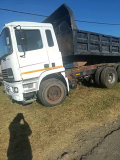 ERF EC400 Truck Breaking For Spares