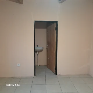 Room with ensuite to rent in Tsakane ext 11 available Immediately