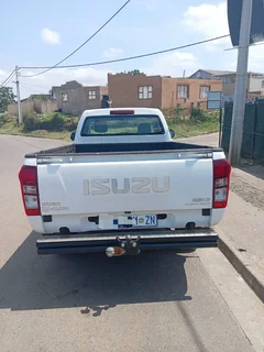 Isuzu Dmax