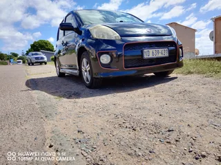 2008 Daihatsu Sirion Hatchback