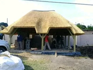 Thatch Roofs and all Roof Ieaks and Reno,s &#43;27737322227