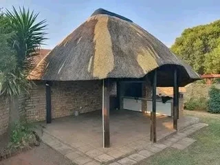 Thatch Roofs and Repairs 0737322227