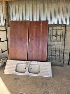 2nd Hand Doors &amp; more