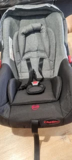 baby - Ad posted by Babalwa Sinayigo