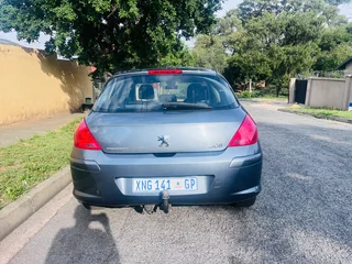 2008 Peugeot 2008 Sedan