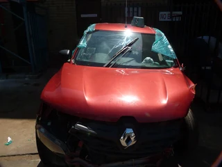 Renault Kwid 1.0 Manual Red - 2022 SPARESBOYZ STRIPPING FOR SPARES