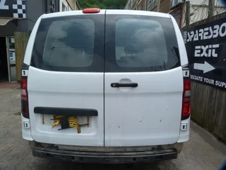 Hyundai H-1 GL CVVT 2.5 AT D4CB - 2014 SPARESBOYZ STRIPPING FOR SPARES