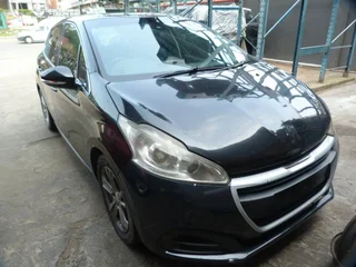 Peugeot 208 1.6 Manual 10jb - 2014 Sparesboyz Stripping For Spares