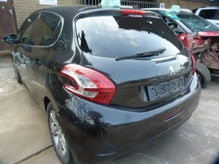 Peugeot 208 1.6 Manual 10JB - 2014 SPARESBOYZ STRIPPING FOR SPARES