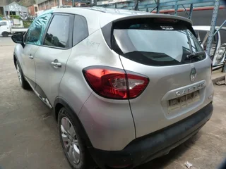 Renault Captur 900T Manual H4B - 2016 SPARESBOYZ STRIPPING FOR SPARES
