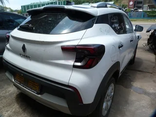 Renault Kiger 1.0 Manual B4D - 2021 SPARESBOYZ STRIPPING FOR SPARES