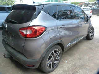 Renault Captur 1.2T AT H5F - 2015 SPARESBOYZ STRIPPING FOR SPARES
