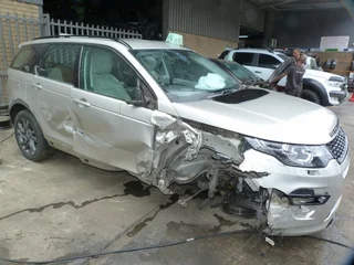 Land Rover Discovery Sport 2.0 AT  - 2017 SPARESBOYZ STRIPPING FOR SPARES