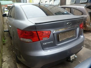 Kia Cerato 1.6 Manual G4FC - 2010 SPARESBOYZ STRIPPING FOR SPARES