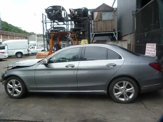Mercedes C200 W205 2.0 AT - 2014 SPARESBOYZ STRIPPING FOR SPARES