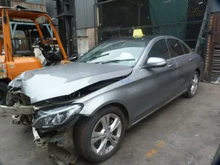 Mercedes C200 W205 2.0 AT - 2014 SPARESBOYZ STRIPPING FOR SPARES