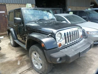 Jeep Wrangler CRD 2.8 AT - 2008 SPARESBOYZ STRIPPING FOR SPARES