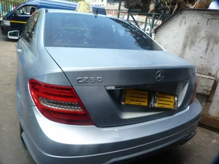 Mercedes C250 CDI W204 2.5 AT 271 - 2014 SPARESBOYZ STRIPPING FOR SPARES