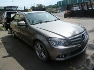 Mercedes C180K W204 1.8 AT - 2008 SPARESBOYZ STRIPPING FOR SPARES