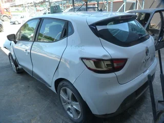 2015 Renault Clio IV 900T Manual H4BB -  SPARESBOYZ STRIPPING FOR SPARES