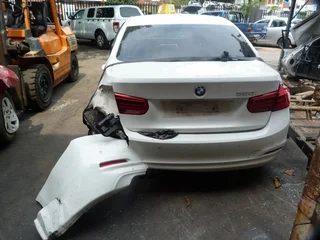 BMW 320i F30 2.0 AT B48 - 2017 SPARESBOYZ STRIPPING FOR SPARES