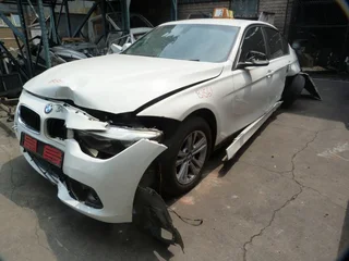 BMW 320i F30 2.0 AT B48 - 2017 SPARESBOYZ STRIPPING FOR SPARES