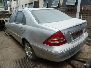 Mercedes C40 W203 2.4 AT 112912 - 2000 SPARESBOYZ STRIPPING FOR SPARES