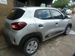 Renault Kwid 1.0 AT B4D - 2022 SPARESBOYZ STRIPPING FOR SPARES