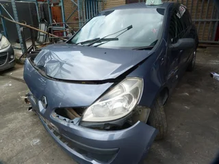 Renault Clio III 1.6 16V Manual K4M - 2006 SPARESBOYZ STRIPPING FOR SPARES