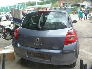 Renault Clio III 1.6 16V Manual K4M - 2006 SPARESBOYZ STRIPPING FOR SPARES