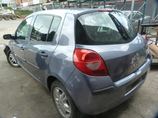 Renault Clio III 1.6 16V Manual K4M - 2006 SPARESBOYZ STRIPPING FOR SPARES