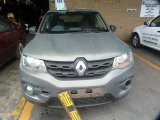 Renault Kwid 1.0 Manual B4d - 2019 Sparesboyz Stripping For Spares