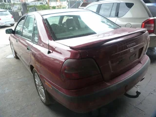 Volvo S40 T4 2.0 Manual BY204T - 2003 SPARESBOYZ STRIPPING FOR SPARES