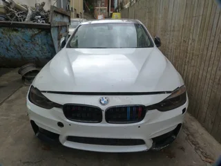 BMW 320i F30 2.0  AT N20 - 2014 SPARESBOYZ STRIPPING FOR SPARES