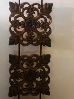 New balinese style decorative wooden ornament, exquisite and beautifully carved dimensions h148 w36