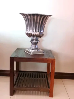 A extra large antique style vase, hotel flower plant stand in silver nikle this is truly ornate h60