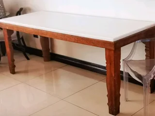 Designer &#43;8 seater Ceasarstone top dinning/kitchen table.