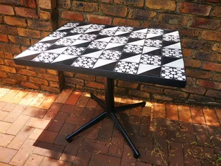 Patio/Garden table in great condition