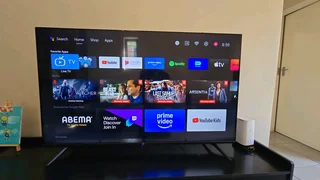 55&#34; 4k Smart TV , Xbox 360 and speakers