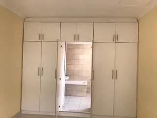 1 Bedroom Granny flat with Aircon available for Rental in Umbilo R6000