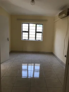 1 Bedroom Granny flat with Aircon available for Rental in Umbilo R6000