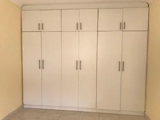 1 Bedroom Granny flat with Aircon available for Rental in Umbilo R6000