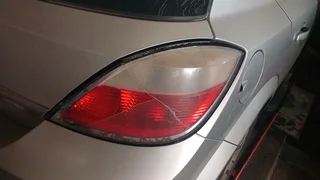 Opel Astra H tail light/s, RHS one piece-broken as per picture,