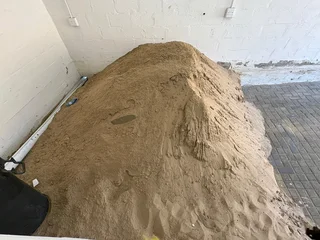 Truck for hire 0710560408