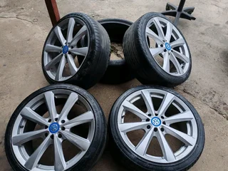 17inch Mags with tyres